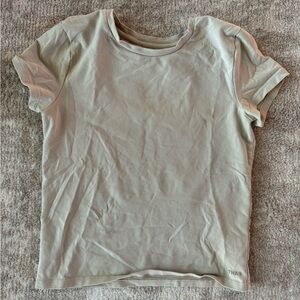 Aritzia Tna Tight Cream Shirt Women’s Size M